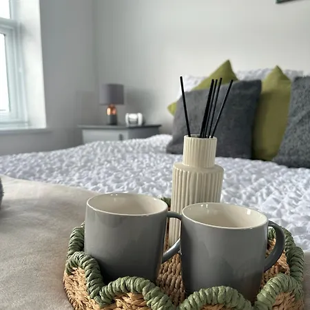 Chapel Terrace - 2 Bedrooms - Sleeps 4