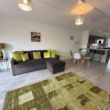 Chapel Terrace - 2 Bedrooms - Sleeps 4 * Cleator Moor